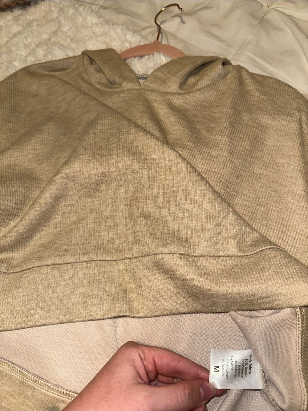 ALO Yoga Beige/Tan Cozy Hoodie & Jogger Set - Picture 3 of 4